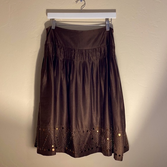 3/$20 Alfani- Silky Chocolate Skirt, 8, EUC - Picture 2 of 11